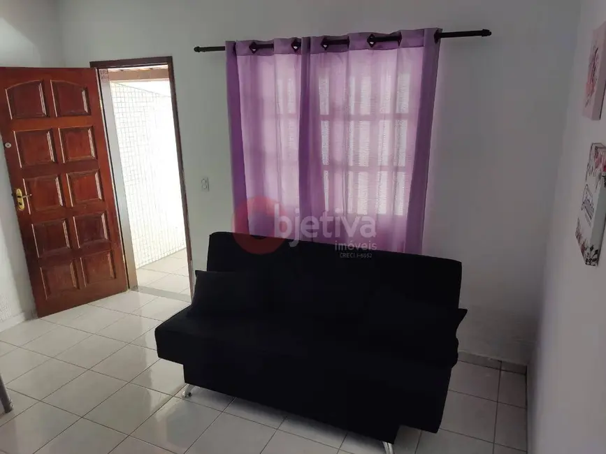 Foto 2 de Casa com 1 quarto à venda, 45m2 em Jardim Esperança, Cabo Frio - RJ