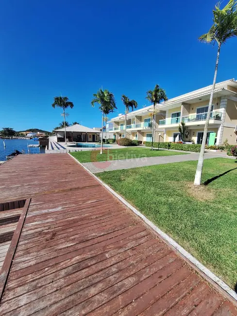 Foto 2 de Casa com 4 quartos à venda em Ogiva, Cabo Frio - RJ