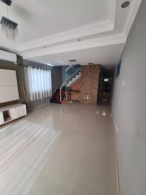 Casa com 4 quartos à venda em Ogiva, Cabo Frio - RJ - imagem 6 Foto 6 de Casa com 4 quartos à venda em Ogiva, Cabo Frio - RJ