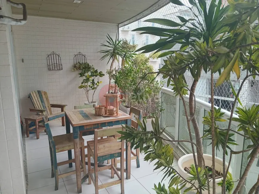 Foto 1 de Apartamento com 3 quartos à venda, 130m2 em Passagem, Cabo Frio - RJ