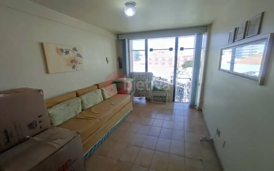 Sala Comercial à venda, 35m2 em Centro, Cabo Frio - RJ - imagem 2 Foto 2 de Sala Comercial à venda, 35m2 em Centro, Cabo Frio - RJ