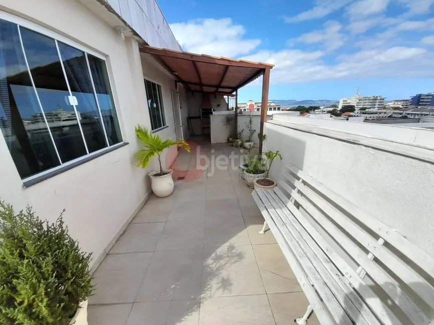 Foto 1 de Apartamento com 5 quartos à venda, 220m2 em Braga, Cabo Frio - RJ