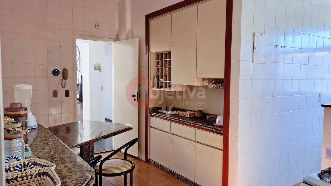 Cobertura com 5 quartos à venda, 204m2 em Algodoal, Cabo Frio - RJ - imagem 8 Foto 8 de Cobertura com 5 quartos à venda, 204m2 em Algodoal, Cabo Frio - RJ