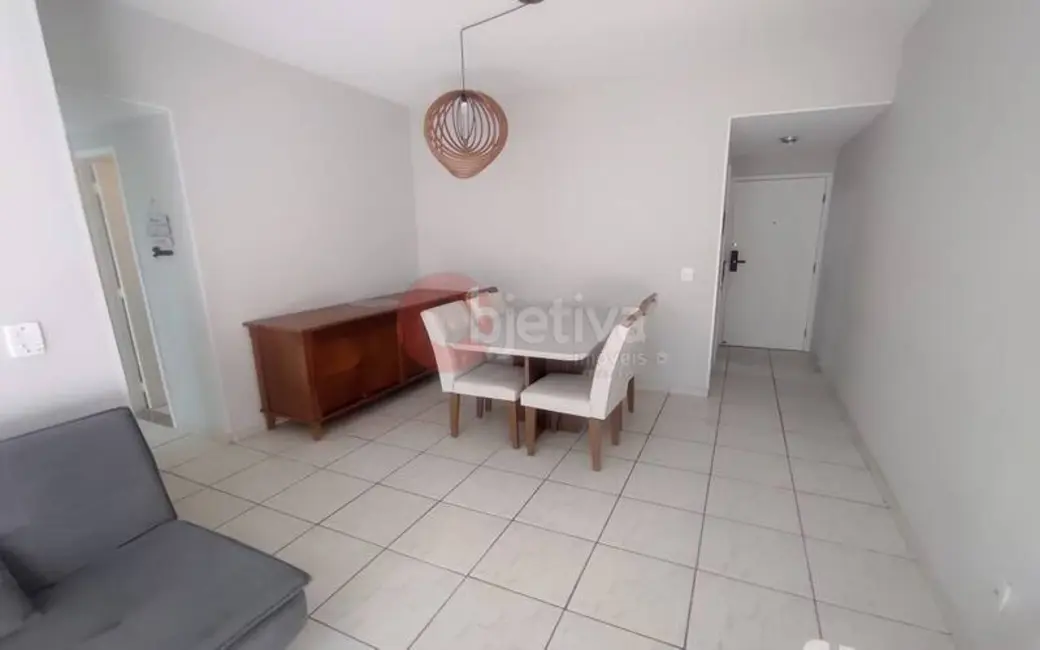 Foto 4 de Apartamento com 3 quartos à venda, 75m2 em Cabo Frio - RJ