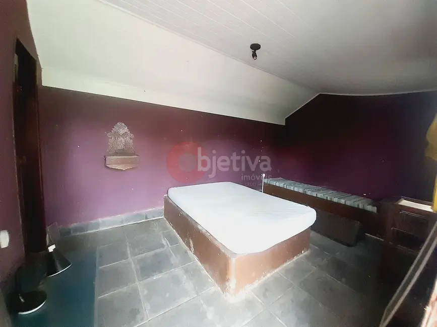 Foto 3 de Casa com 4 quartos à venda, 360m2 em Caminho de Búzios, Cabo Frio - RJ