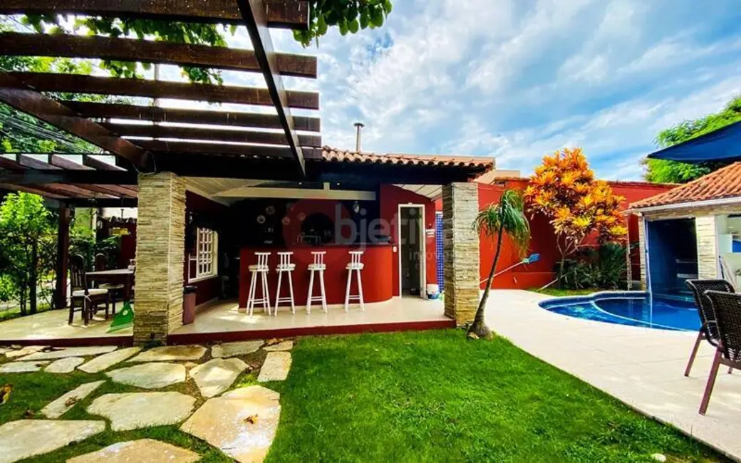 Foto 7 de Casa com 4 quartos à venda e para alugar, 680m2 em Praia do Siqueira, Cabo Frio - RJ