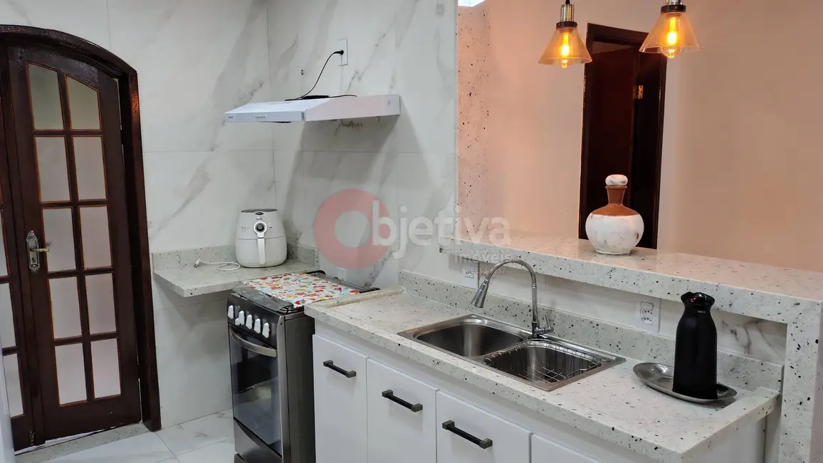 Foto 6 de Casa com 4 quartos à venda, 157m2 em Cabo Frio - RJ