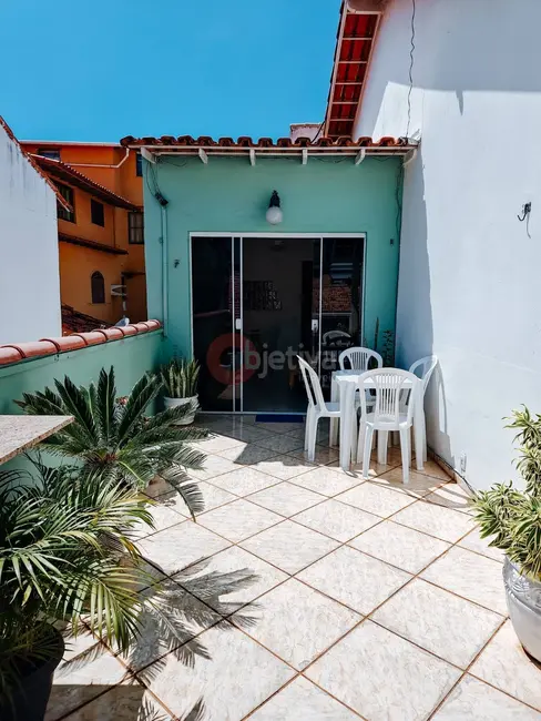 Foto 3 de Casa com 5 quartos à venda, 150m2 em Braga, Cabo Frio - RJ