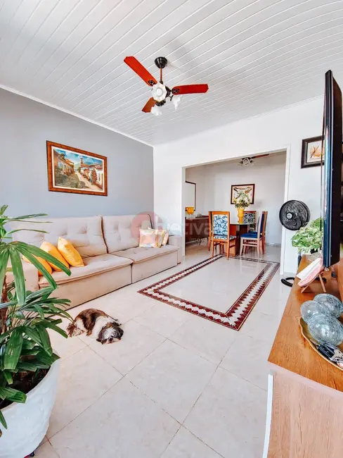 Foto 1 de Casa com 5 quartos à venda, 150m2 em Braga, Cabo Frio - RJ
