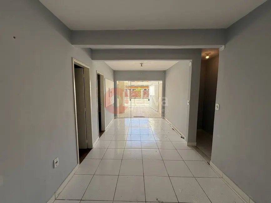Foto 1 de Casa com 2 quartos para alugar, 80m2 em Ogiva, Cabo Frio - RJ