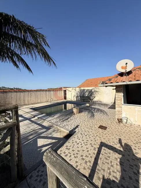 Foto 1 de Apartamento com 1 quarto à venda em Baixo Grande, Sao Pedro Da Aldeia - RJ