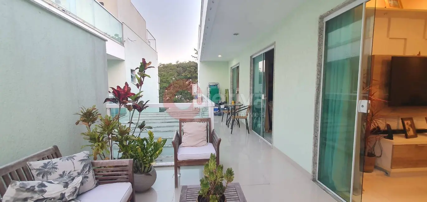 Foto 2 de Apartamento com 2 quartos à venda, 94m2 em Palmeiras, Cabo Frio - RJ