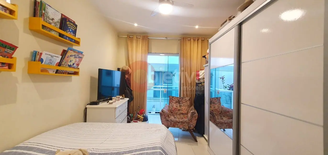 Foto 9 de Apartamento com 2 quartos à venda, 94m2 em Palmeiras, Cabo Frio - RJ