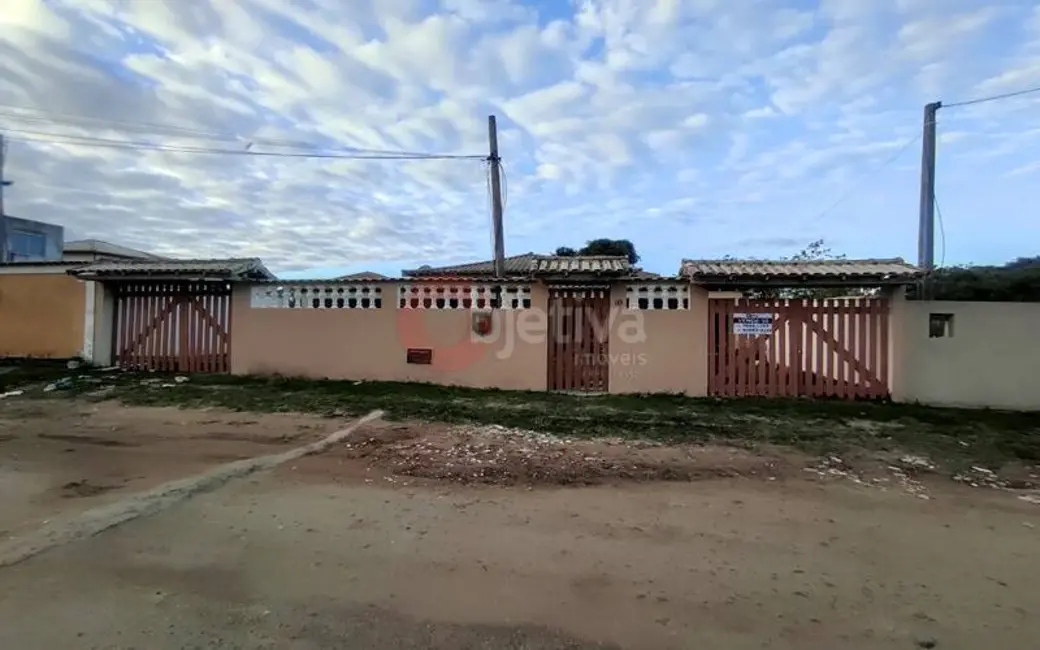 Foto 1 de Casa com 4 quartos à venda, 600m2 em Cabo Frio - RJ