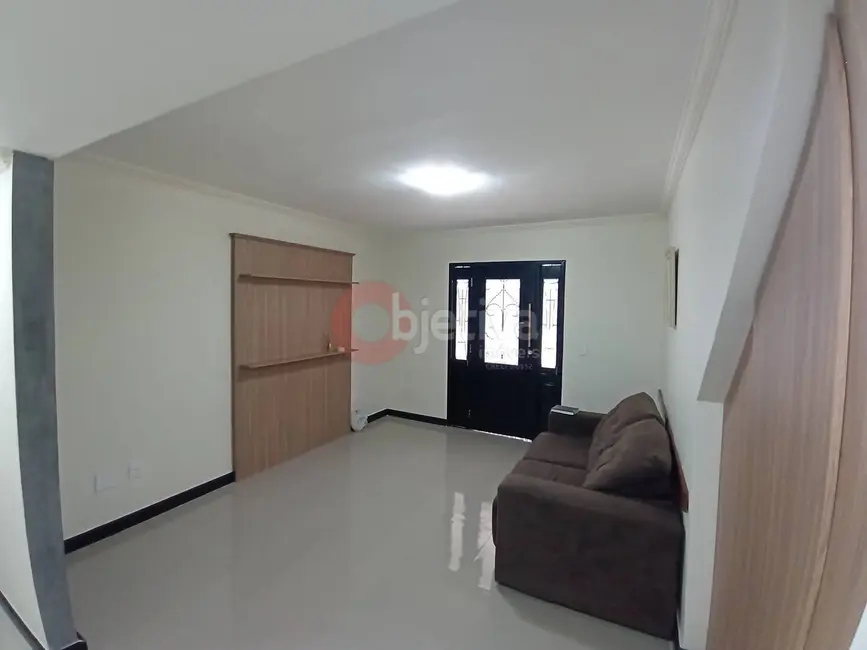 Casa com 4 quartos à venda, 150m2 em Algodoal, Cabo Frio - RJ - imagem 3 Foto 3 de Casa com 4 quartos à venda, 150m2 em Algodoal, Cabo Frio - RJ