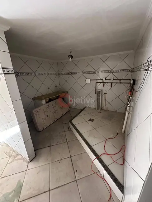 Sala Comercial para alugar, 900m2 em Jardim Caiçara, Cabo Frio - RJ - imagem 8 Foto 8 de Sala Comercial para alugar, 900m2 em Jardim Caiçara, Cabo Frio - RJ