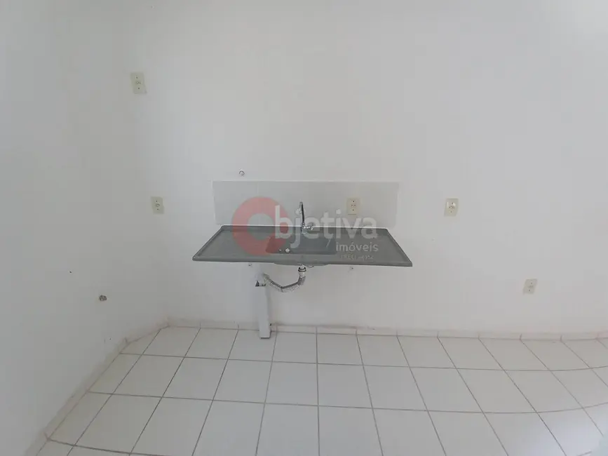 Foto 3 de Apartamento com 2 quartos à venda em Jardim Esperança, Cabo Frio - RJ