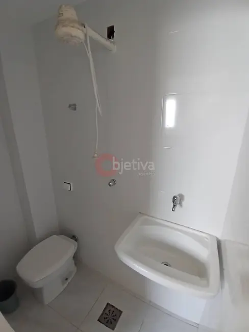 Apartamento com 2 quartos à venda em Centro, Cabo Frio - RJ - imagem 6 Foto 6 de Apartamento com 2 quartos à venda em Centro, Cabo Frio - RJ