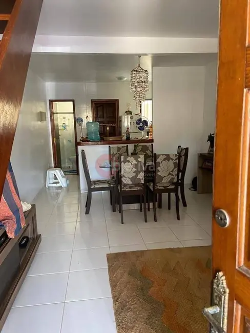 Casa com 3 quartos à venda, 180m2 em Peró, Cabo Frio - RJ - imagem 3 Foto 3 de Casa com 3 quartos à venda, 180m2 em Peró, Cabo Frio - RJ