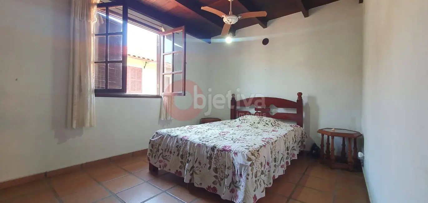 Foto 10 de Apartamento à venda em Peró, Cabo Frio - RJ