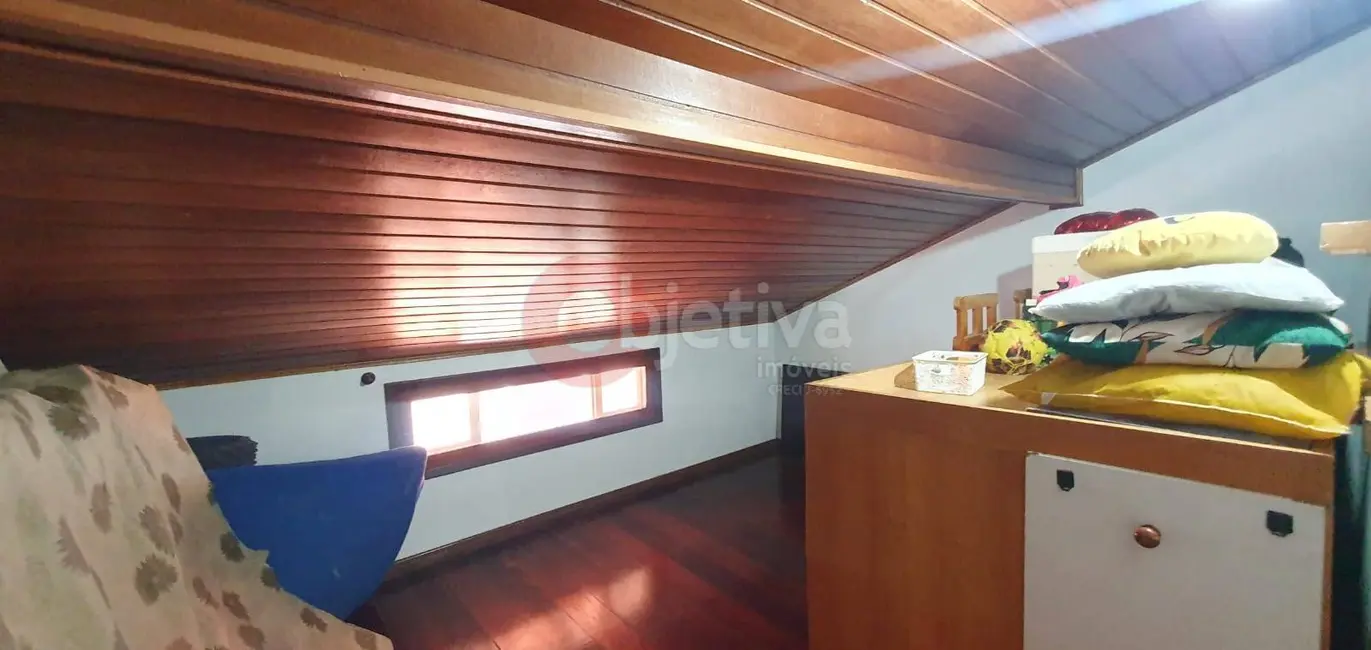 Foto 15 de Apartamento à venda em Peró, Cabo Frio - RJ