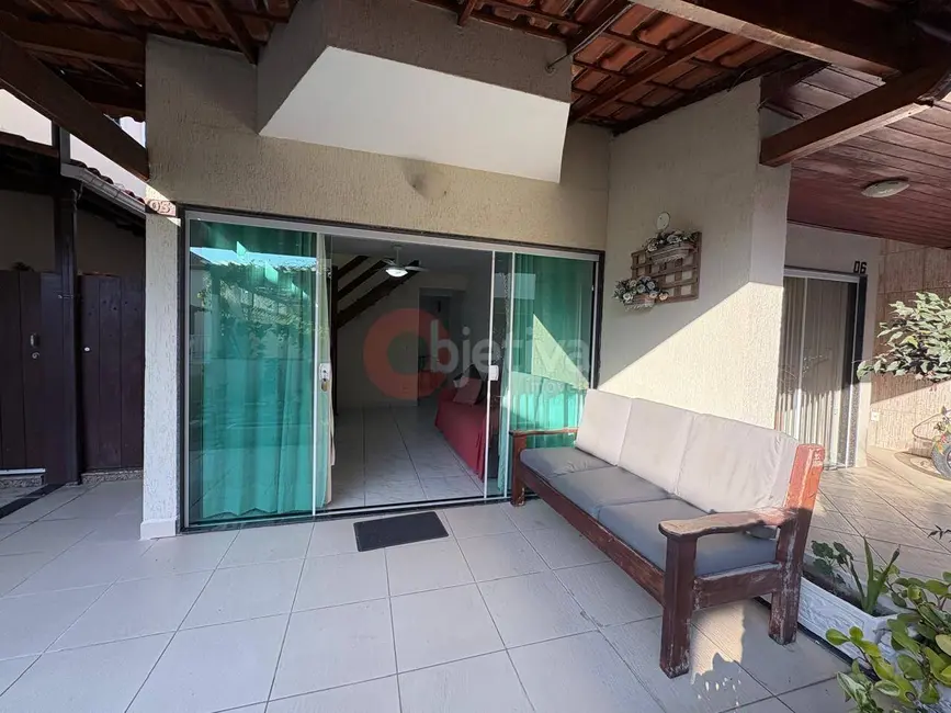 Foto 2 de Casa de Condomínio com 2 quartos à venda, 80m2 em Portinho, Cabo Frio - RJ