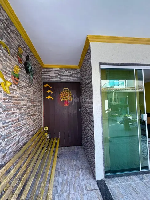 Foto 3 de Casa de Condomínio com 2 quartos à venda, 110m2 em Portinho, Cabo Frio - RJ