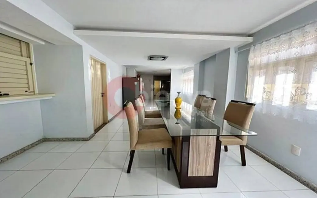 Foto 3 de Casa com 6 quartos à venda, 2090m2 em São Bento, Cabo Frio - RJ