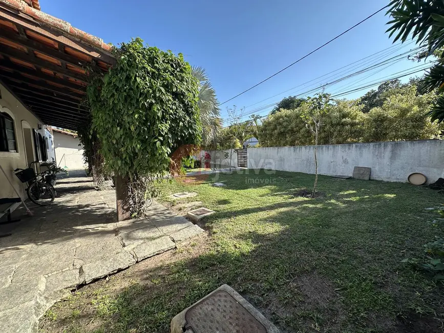 Foto 5 de Casa com 7 quartos à venda, 1000m2 em São Bento, Cabo Frio - RJ
