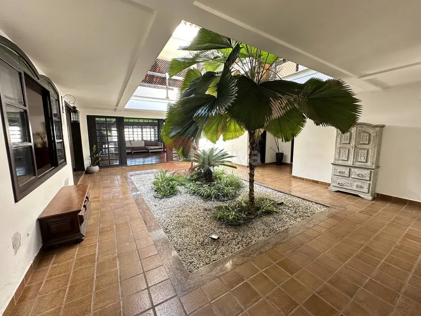 Foto 7 de Casa com 7 quartos à venda, 1000m2 em São Bento, Cabo Frio - RJ