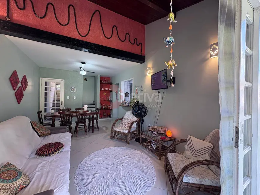 Foto 7 de Casa de Condomínio com 3 quartos à venda, 102m2 em Cabo Frio - RJ