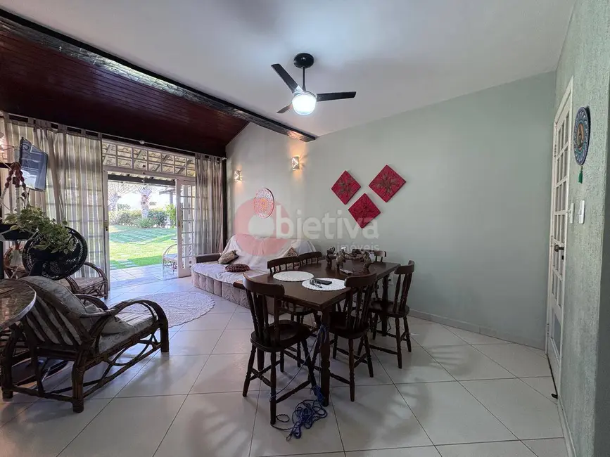 Foto 9 de Casa de Condomínio com 3 quartos à venda, 102m2 em Cabo Frio - RJ