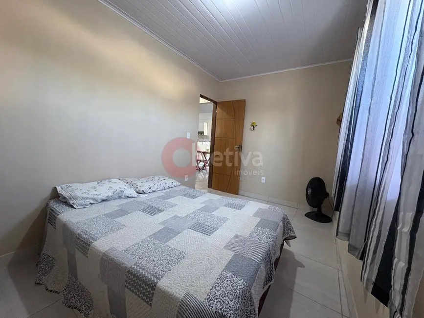 Foto 7 de Casa com 2 quartos à venda, 61m2 em Cabo Frio - RJ