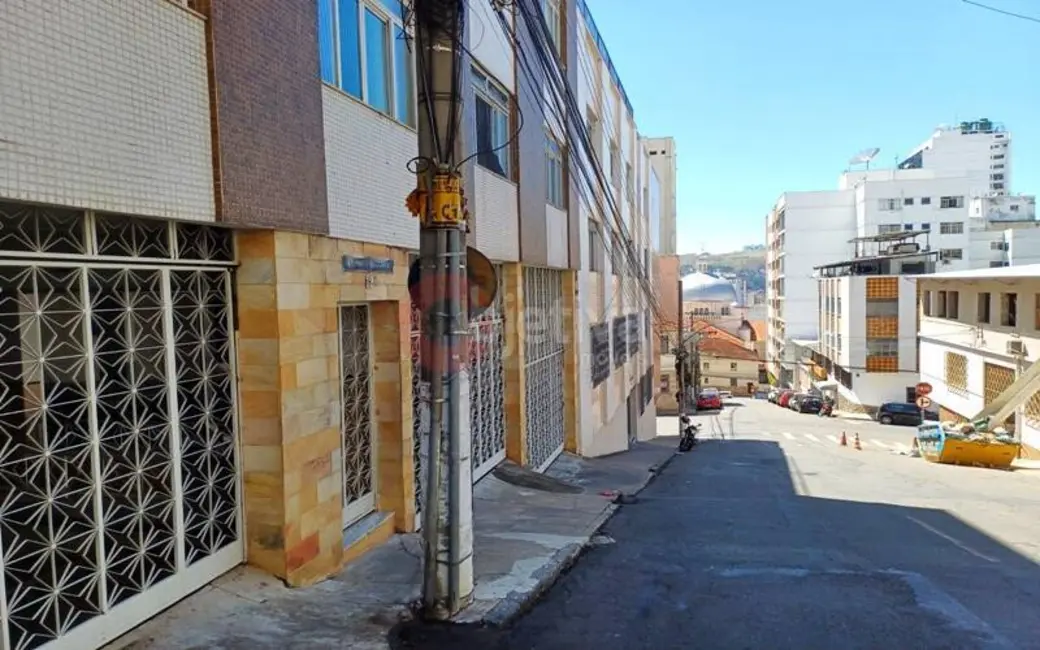 Apartamento com 3 quartos à venda, 105m2 em Centro, Juiz De Fora - MG - imagem 1 Foto 1 de Apartamento com 3 quartos à venda, 105m2 em Centro, Juiz De Fora - MG