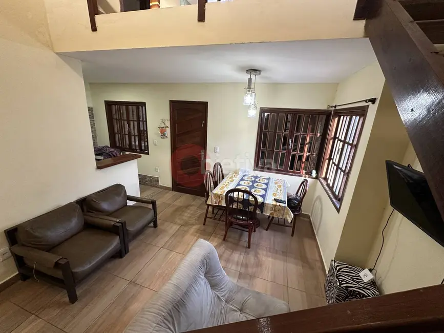 Foto 2 de Casa com 3 quartos para alugar, 100m2 em Peró, Cabo Frio - RJ