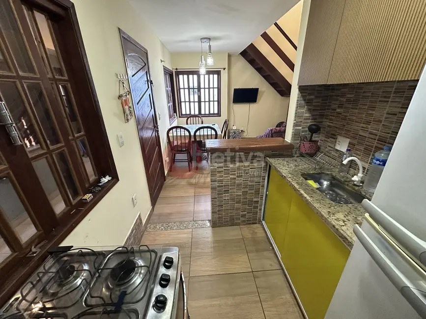 Foto 5 de Casa com 3 quartos para alugar, 100m2 em Peró, Cabo Frio - RJ