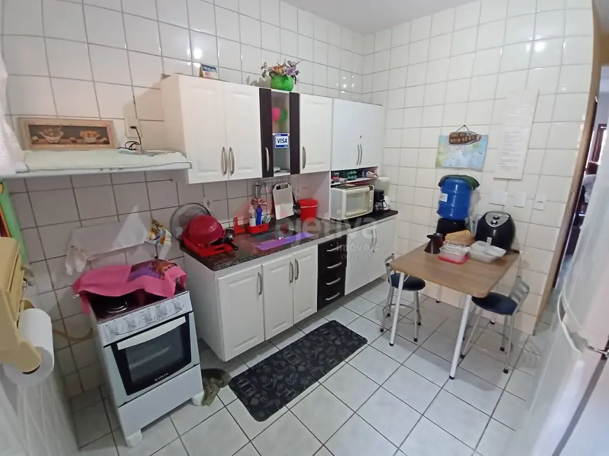 Foto 3 de Casa com 2 quartos à venda em Ogiva, Cabo Frio - RJ