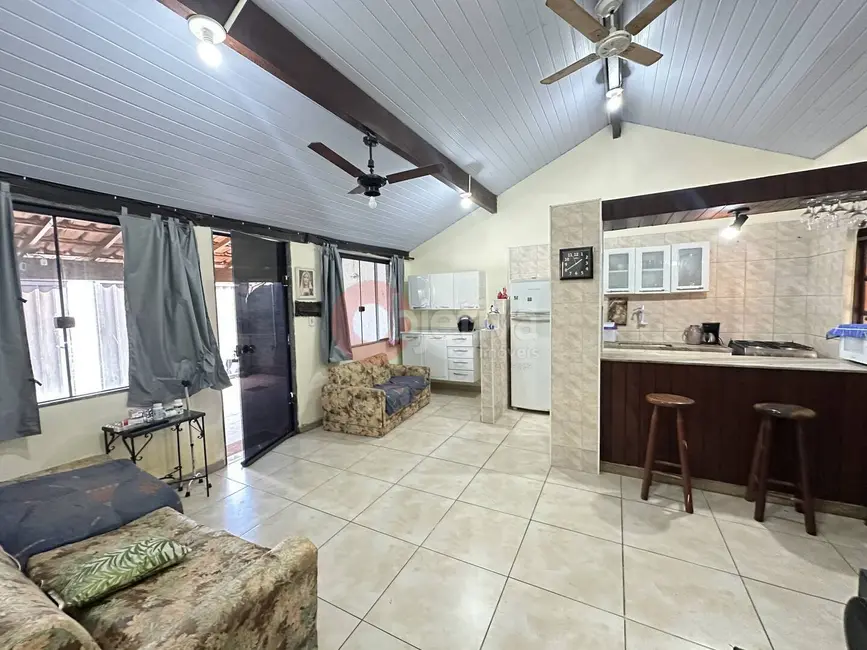 Foto 5 de Casa com 4 quartos à venda, 100m2 em Palmeiras, Cabo Frio - RJ