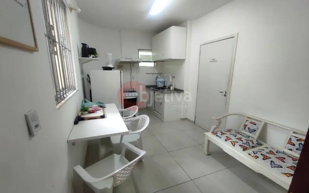Kitnet com 1 quarto à venda, 30m2 em Passagem, Cabo Frio - RJ - imagem 1 Foto 1 de Kitnet com 1 quarto à venda, 30m2 em Passagem, Cabo Frio - RJ