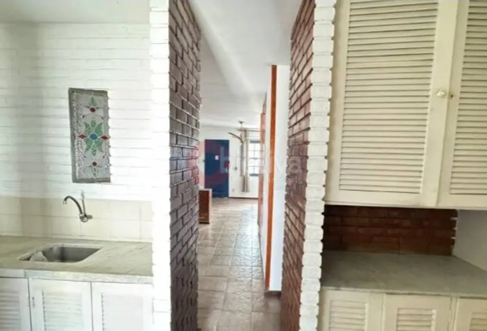 Foto 9 de Casa com 2 quartos à venda, 88m2 em Praia do Siqueira, Cabo Frio - RJ