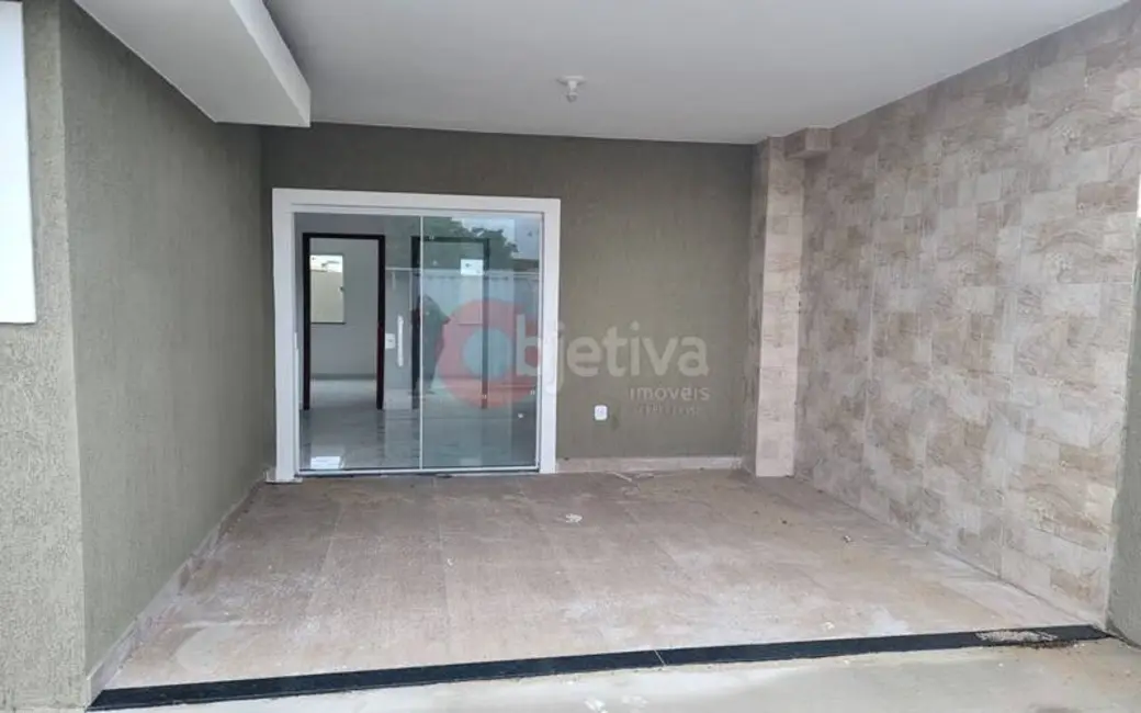 Foto 1 de Casa com 2 quartos para alugar, 120m2 em Cabo Frio - RJ
