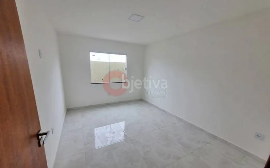 Foto 3 de Casa com 2 quartos para alugar, 120m2 em Cabo Frio - RJ