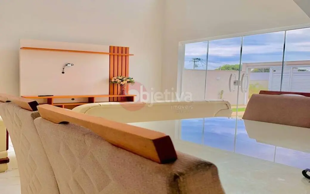 Foto 8 de Casa com 2 quartos à venda, 160m2 em Cabo Frio - RJ
