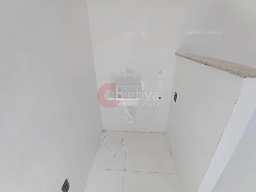 Casa com 2 quartos à venda, 60m2 em Cabo Frio - RJ - imagem 5 Foto 5 de Casa com 2 quartos à venda, 60m2 em Cabo Frio - RJ
