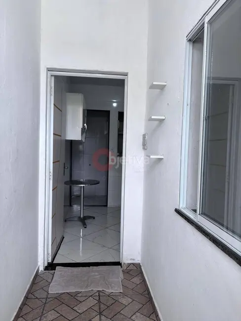 Foto 2 de Apartamento com 1 quarto à venda, 27m2 em Jardim Excelsior, Cabo Frio - RJ