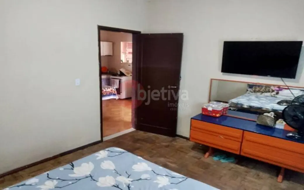 Foto 9 de Casa com 3 quartos à venda, 1006m2 em Sao Pedro Da Aldeia - RJ