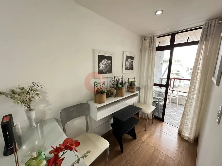 Foto 8 de Apartamento com 3 quartos à venda, 106m2 em Centro, Cabo Frio - RJ