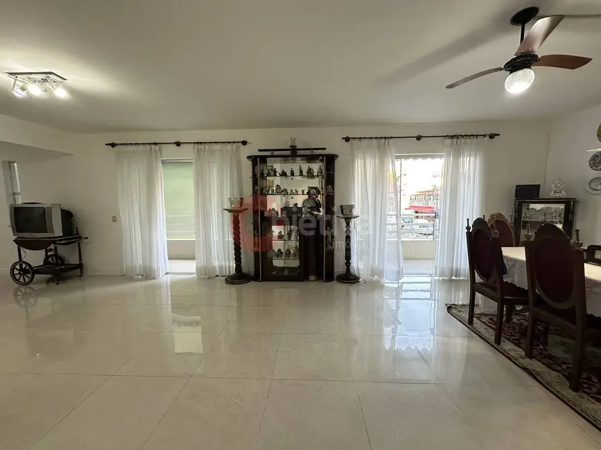 Foto 4 de Casa com 3 quartos à venda, 173m2 em Vila Nova, Cabo Frio - RJ