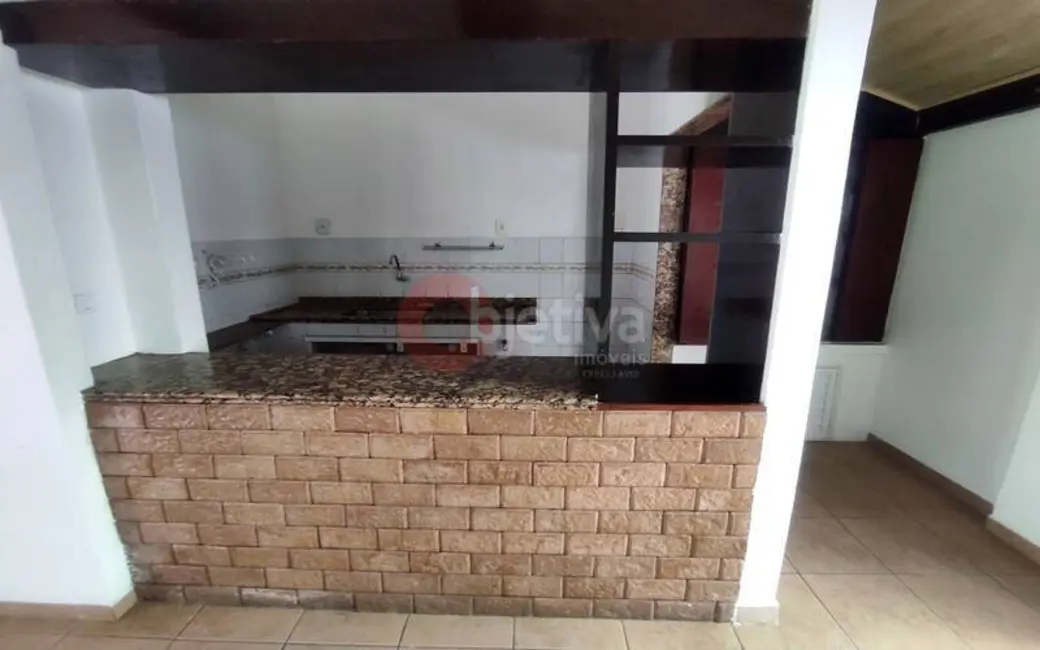 Foto 4 de Casa de Condomínio com 3 quartos à venda, 100m2 em Palmeiras, Cabo Frio - RJ