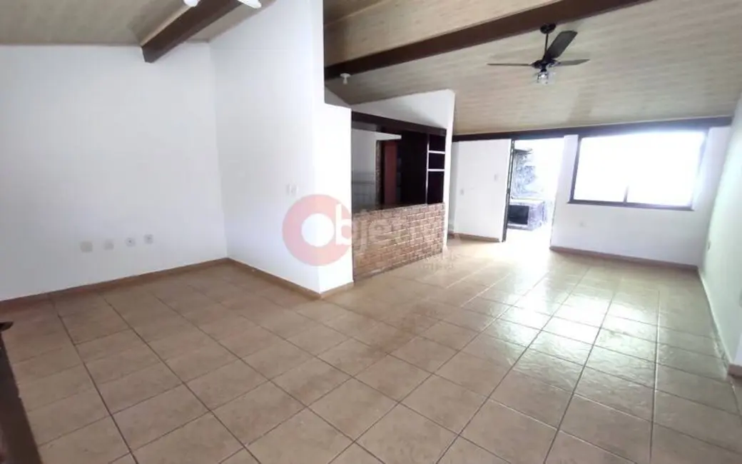 Foto 2 de Casa de Condomínio com 3 quartos à venda, 100m2 em Palmeiras, Cabo Frio - RJ